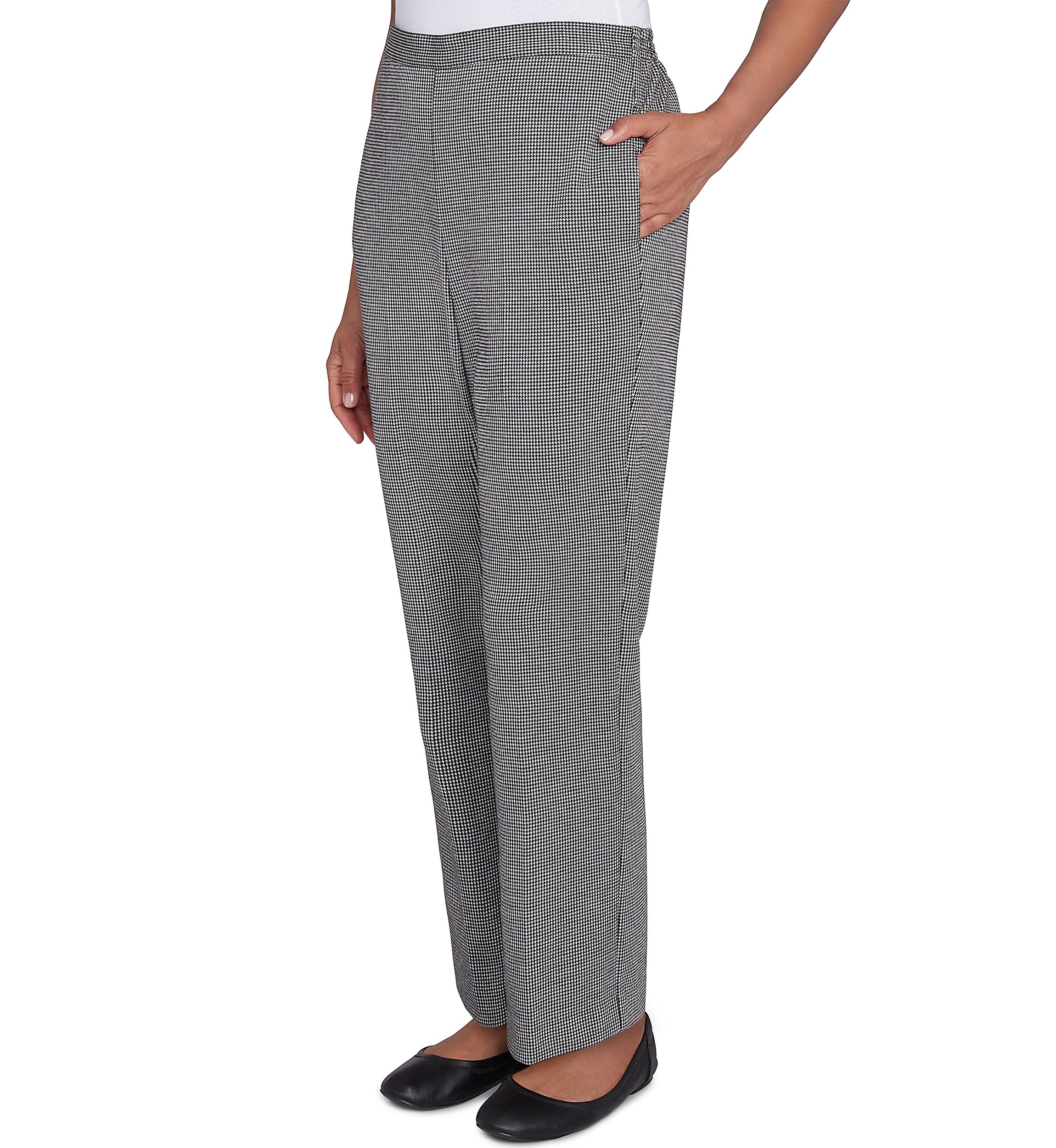 Petite Runway Ready Proportioned Short Pants