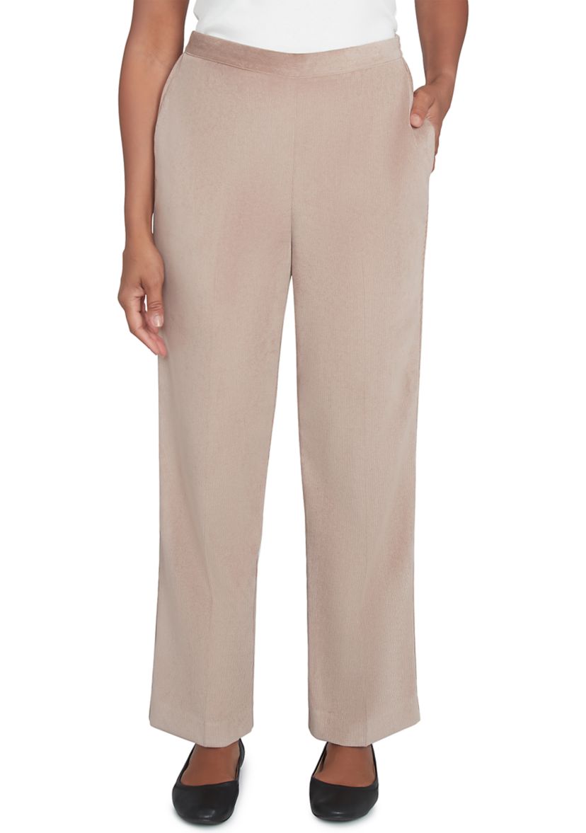 Womens Telluride Proportioned Short Pants