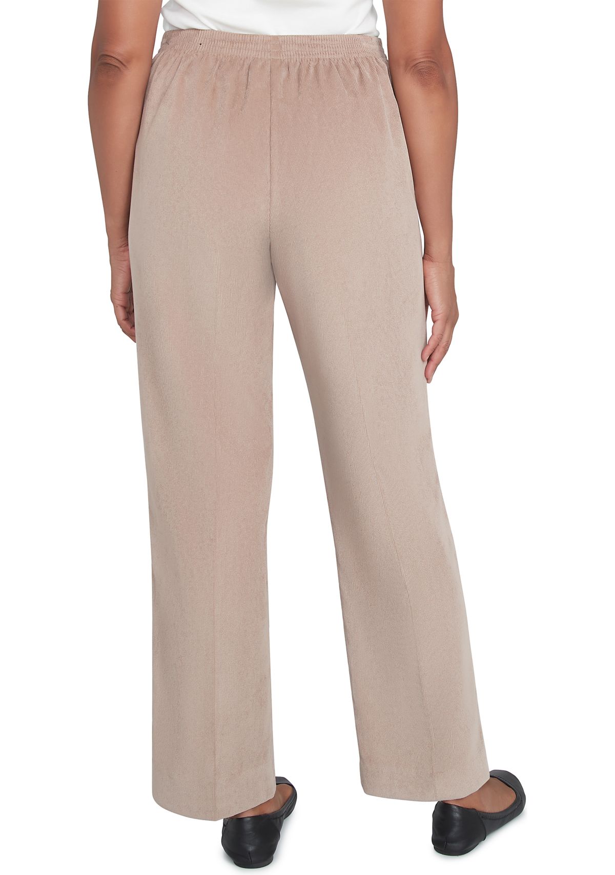 Womens Telluride Proportioned Short Pants