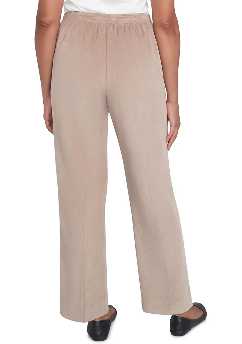 Womens Telluride Proportioned Short Pants