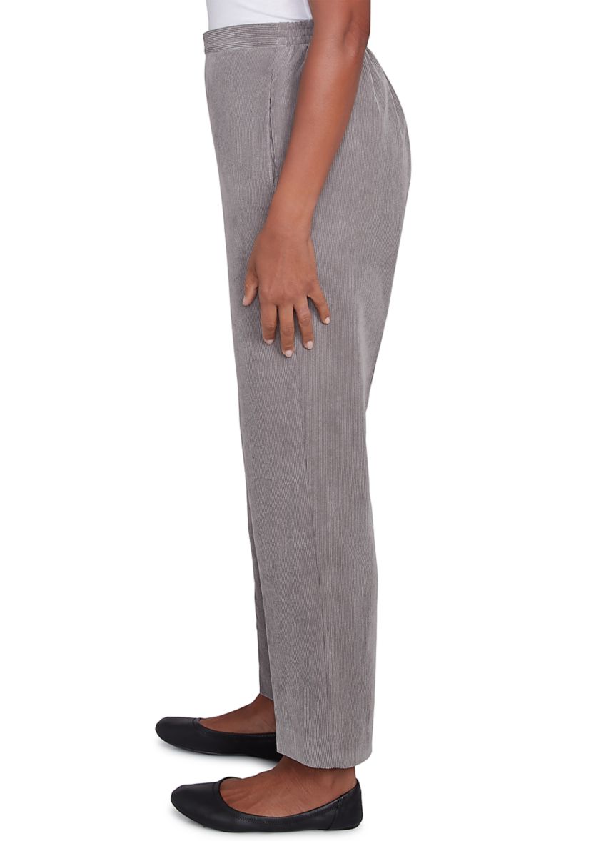 Womens Copenhagen Proportioned Short Pants