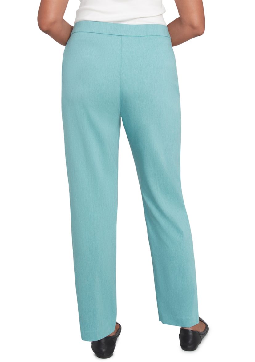 Womens Lake Victoria Proportioned Short Pants