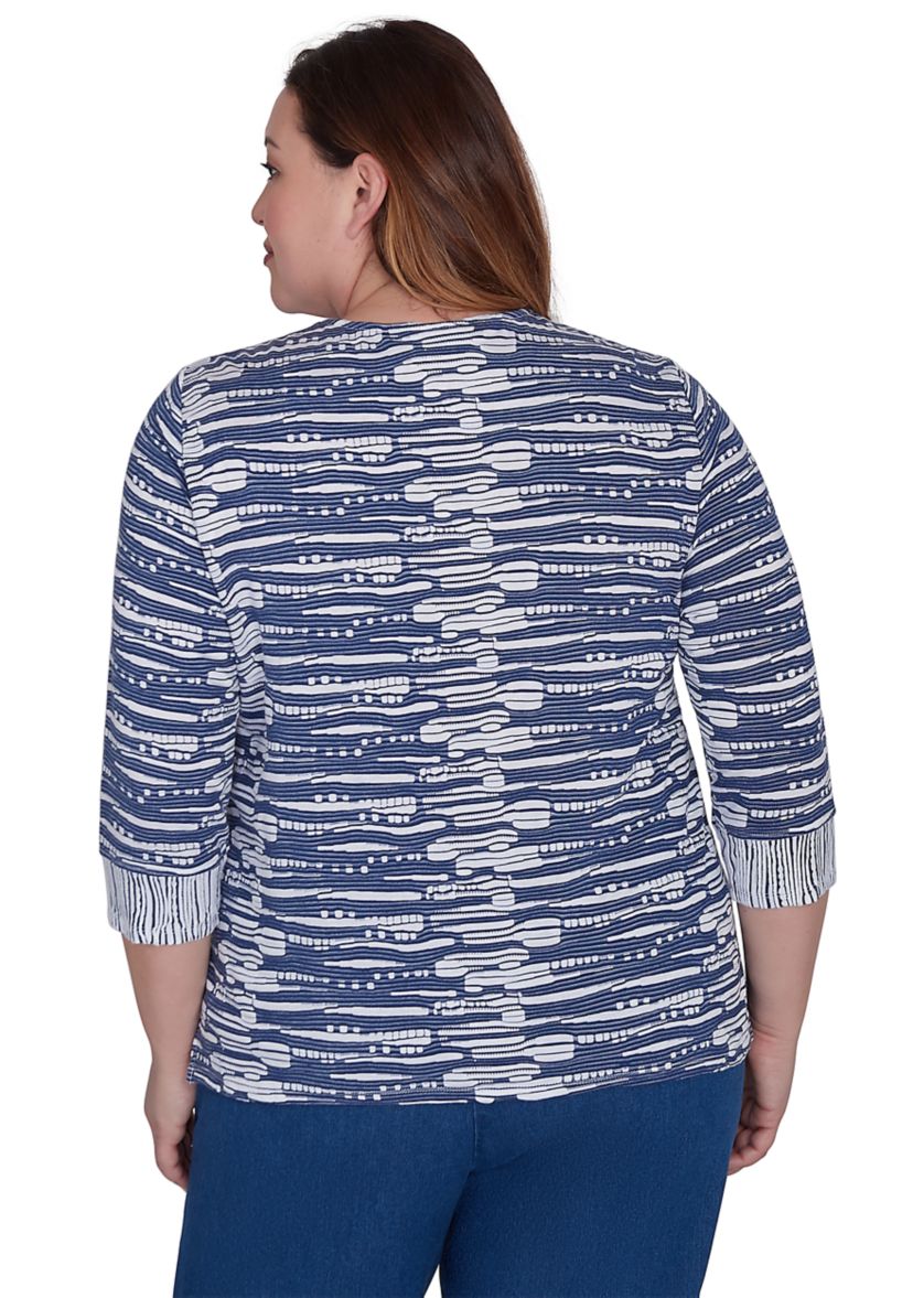 Plus Size Lake Victoria Spliced Texture Top