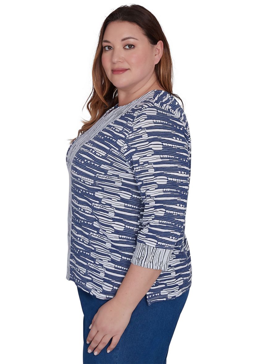Plus Size Lake Victoria Spliced Texture Top