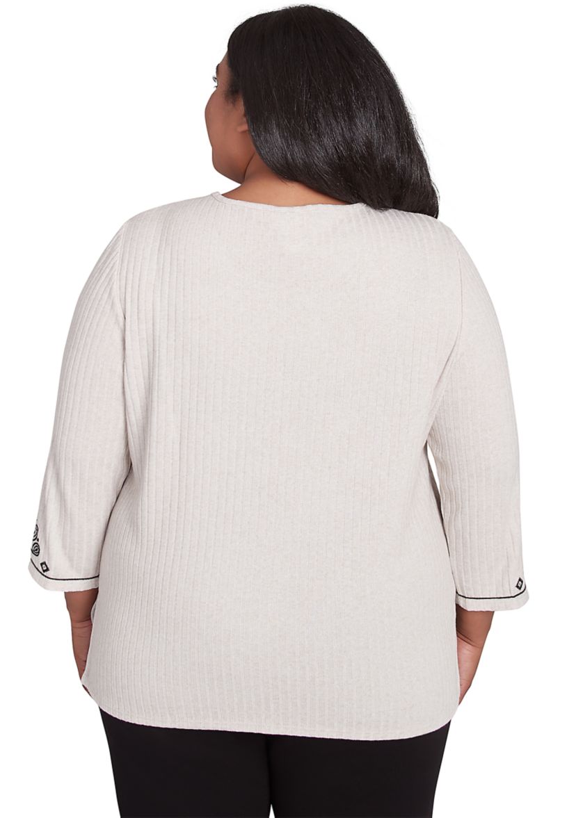 Plus Size Romancing The Stone Medallion Center Top