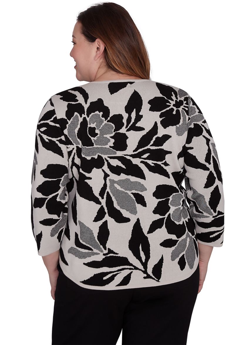 Plus Size Romancing the Stone Floral Jacquard Top