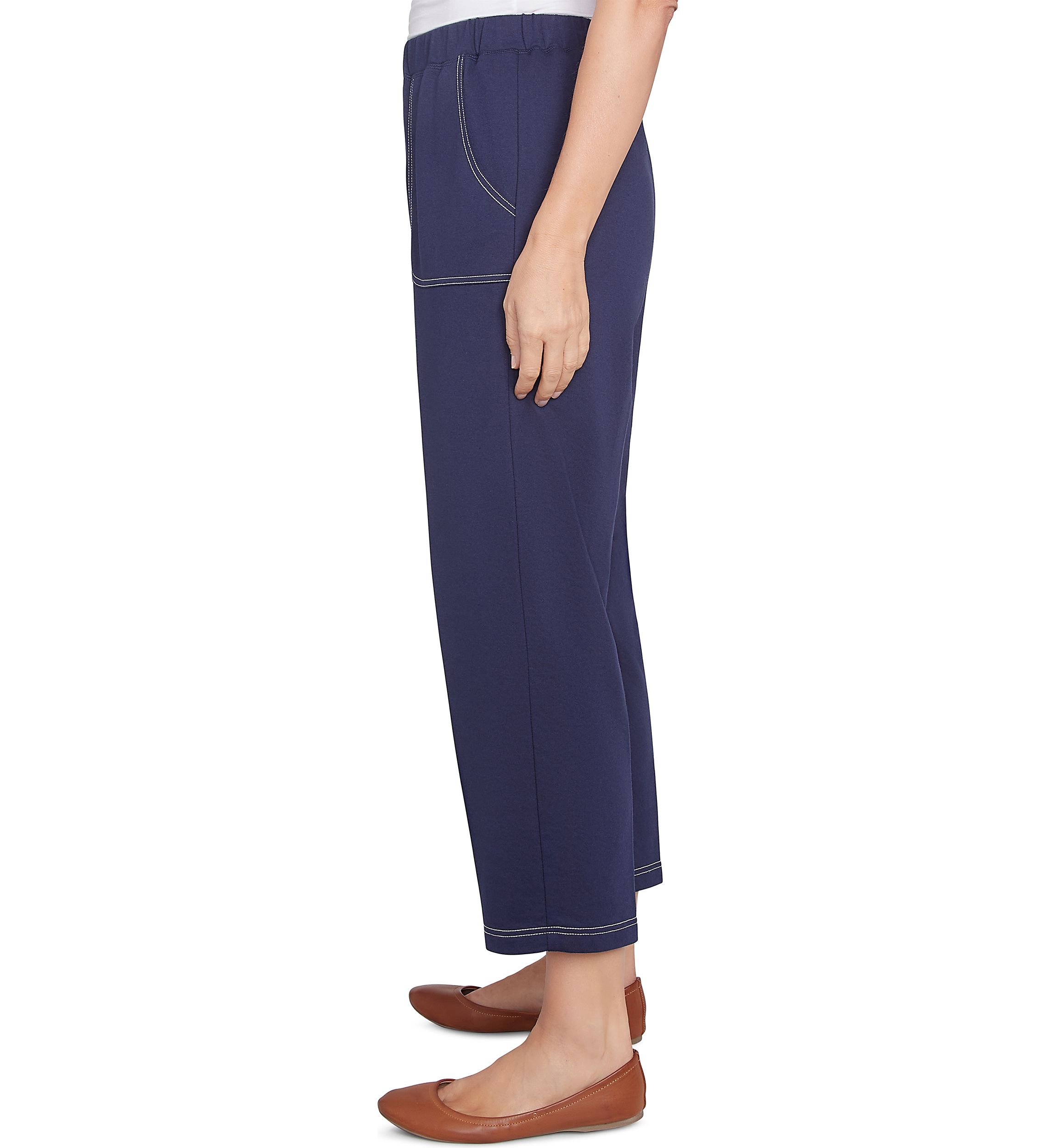 Womens Block Island Embroidered Daisies Ankle Pants