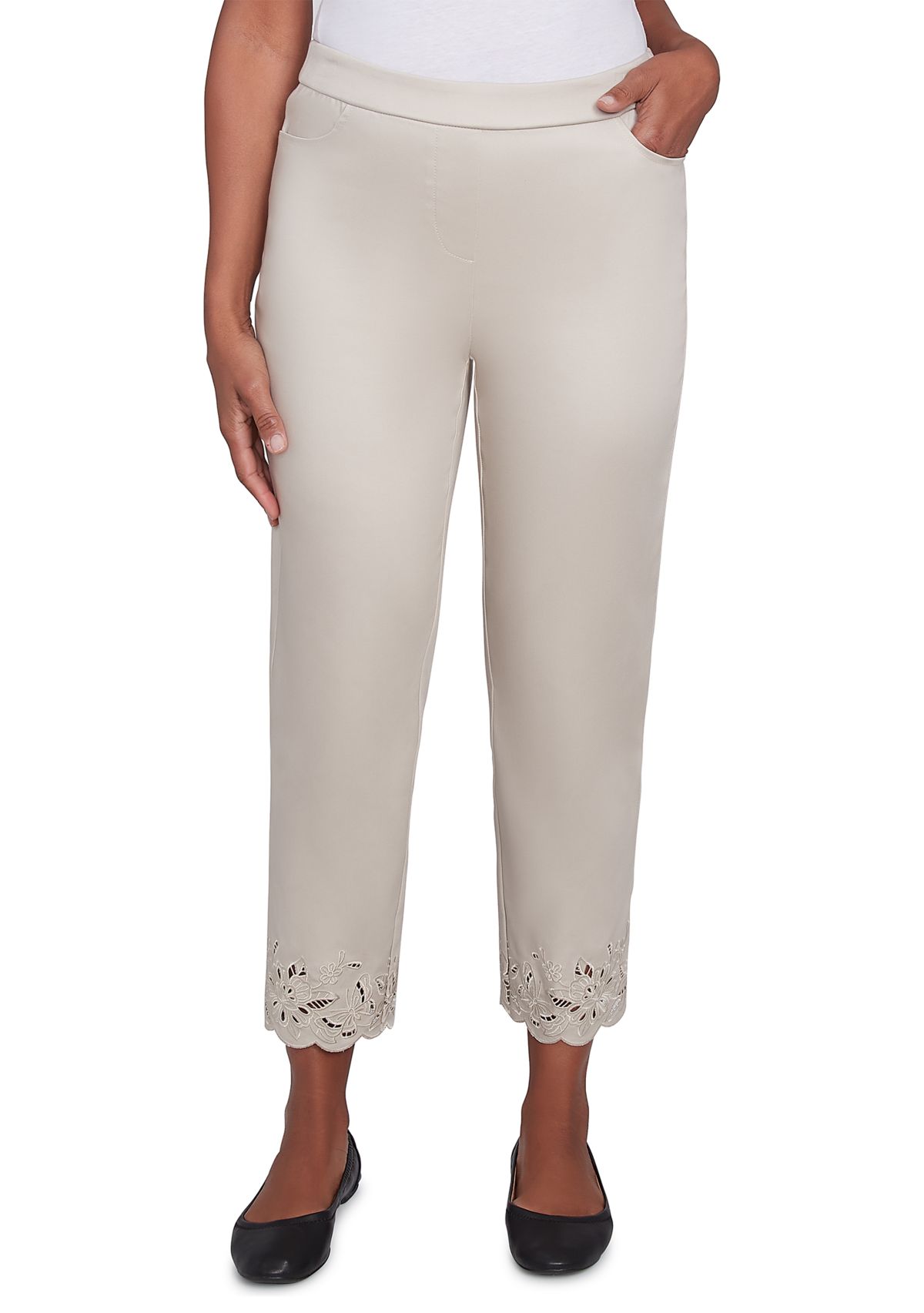 Womens Cutout Floral Ankle Length Pants