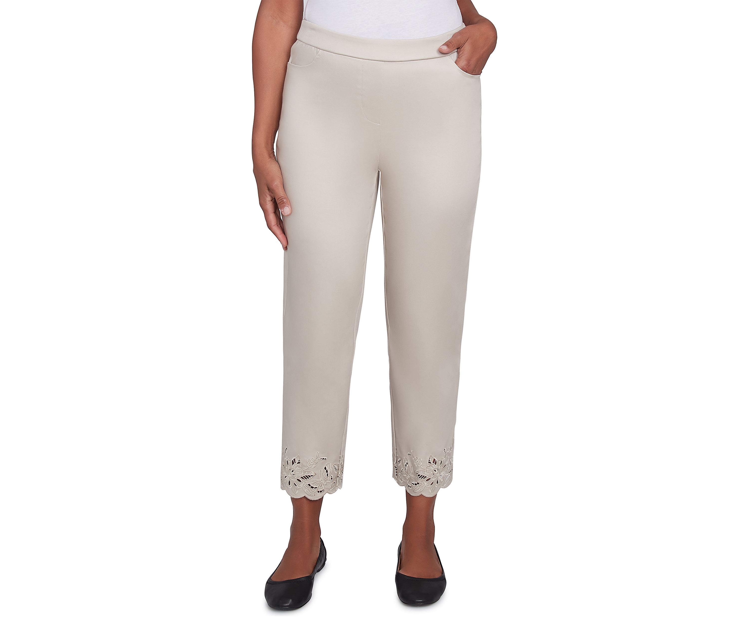 Womens Cutout Floral Ankle Length Pants