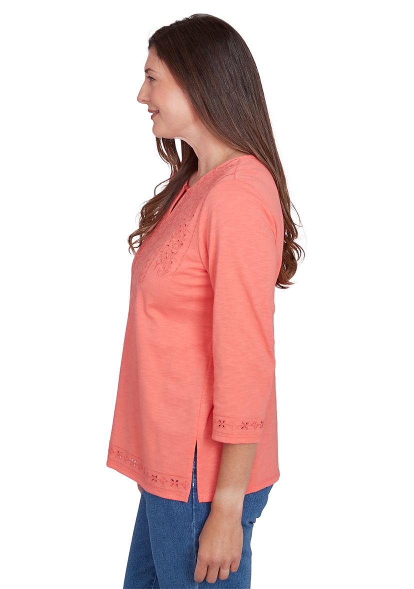 Womens Free Spirit Cut Out Yoke Solid Top