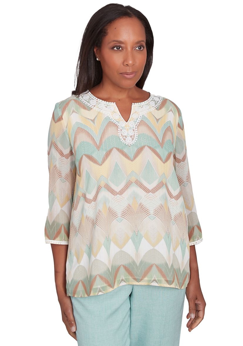 Petite Kensington Gardens Texture Chevron Blouse