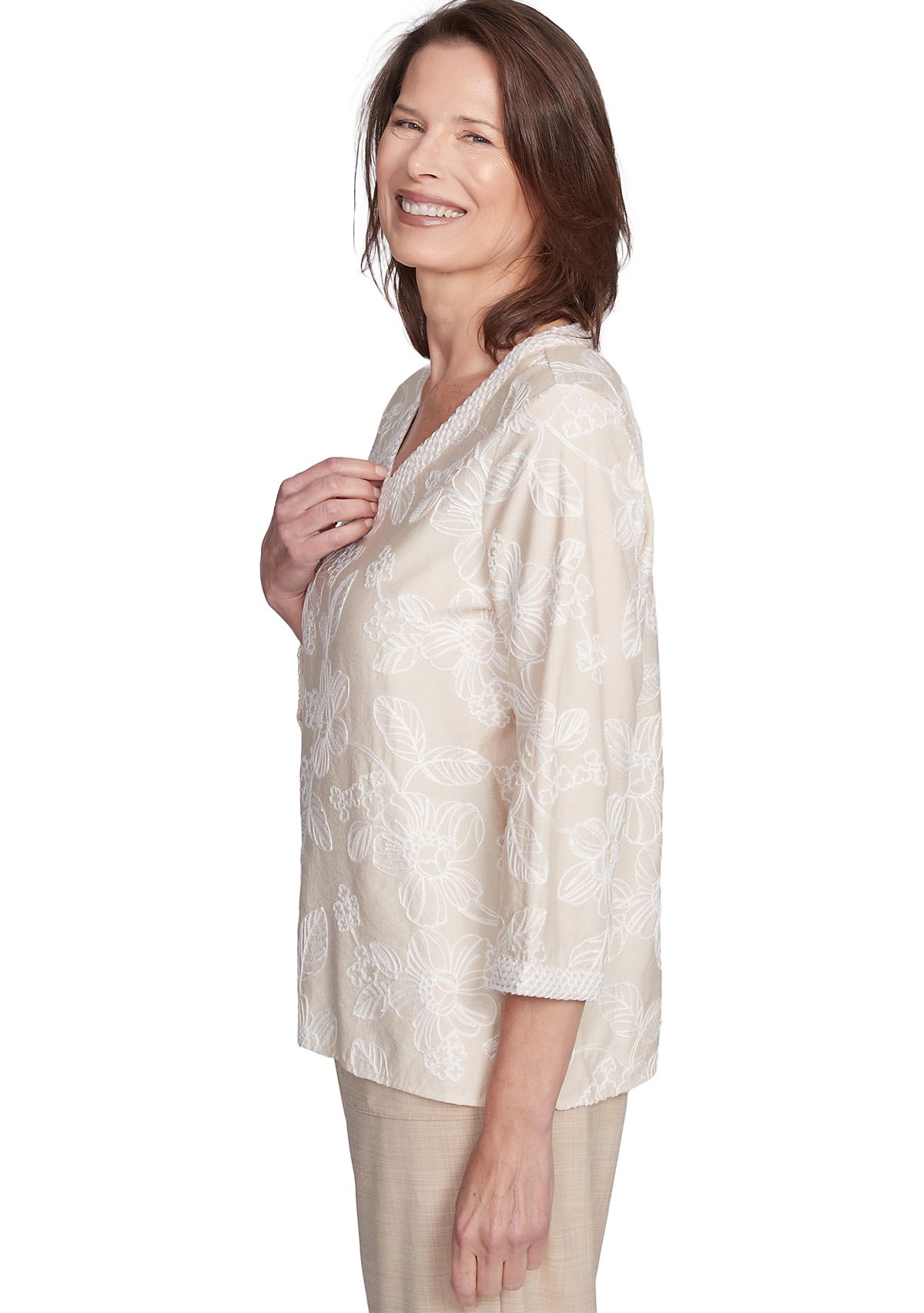Womens Catalina Island Tossed Flower Embroidery Top
