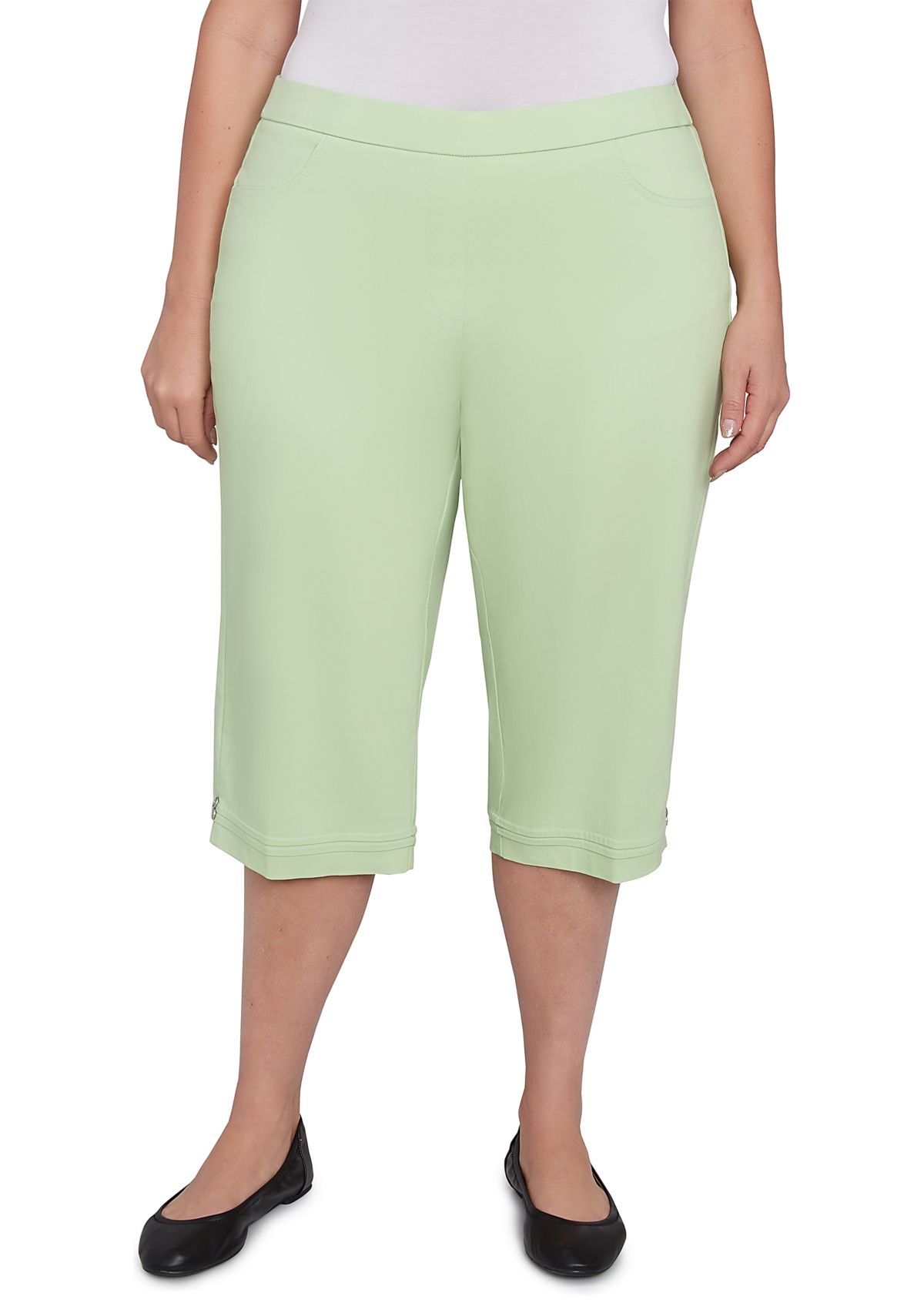 Plus Size Parrot Cay Novelty Cuff Capri Pants with Tummy Control