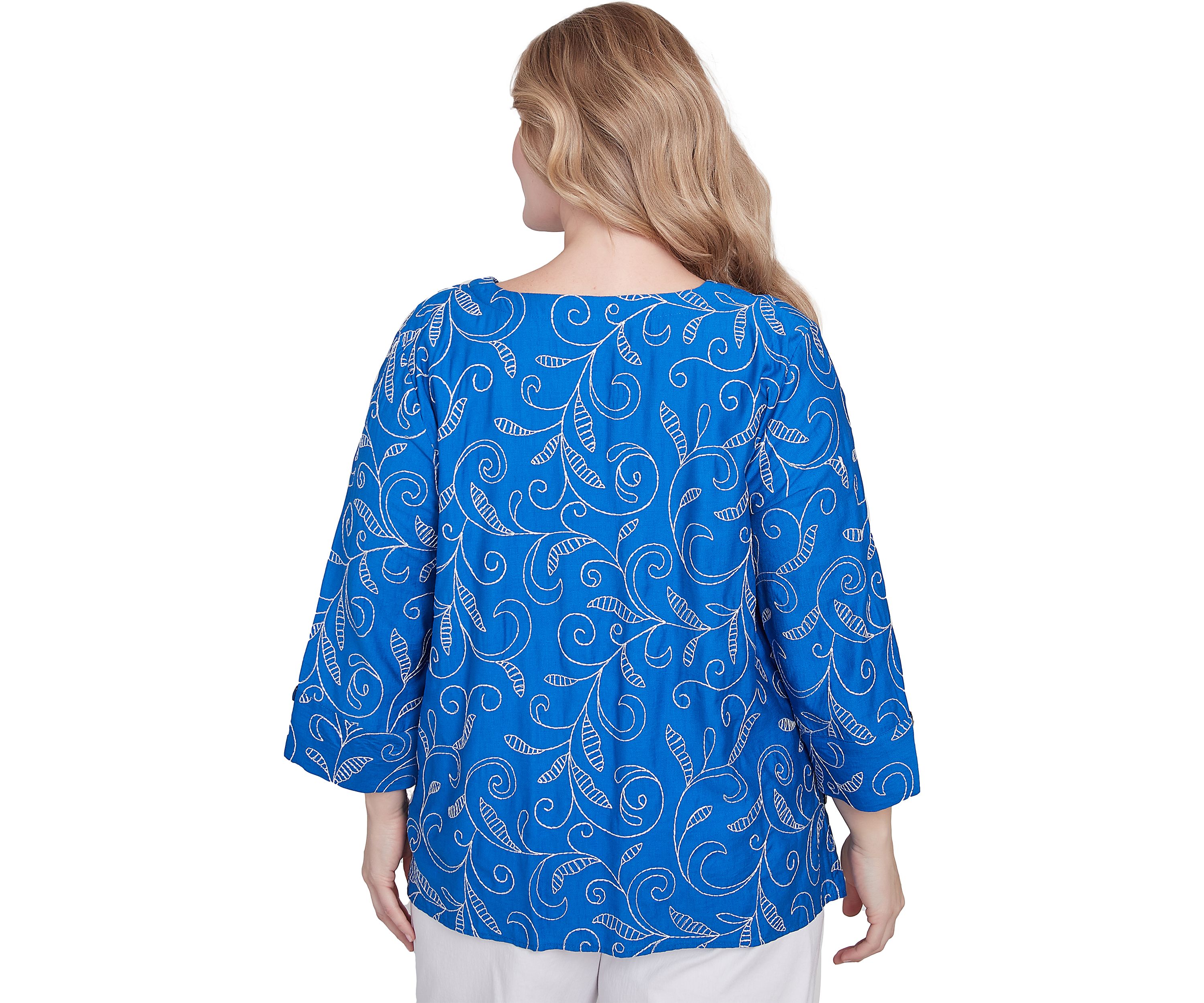 Plus Size Parrot Cay Scroll Embroidery Top