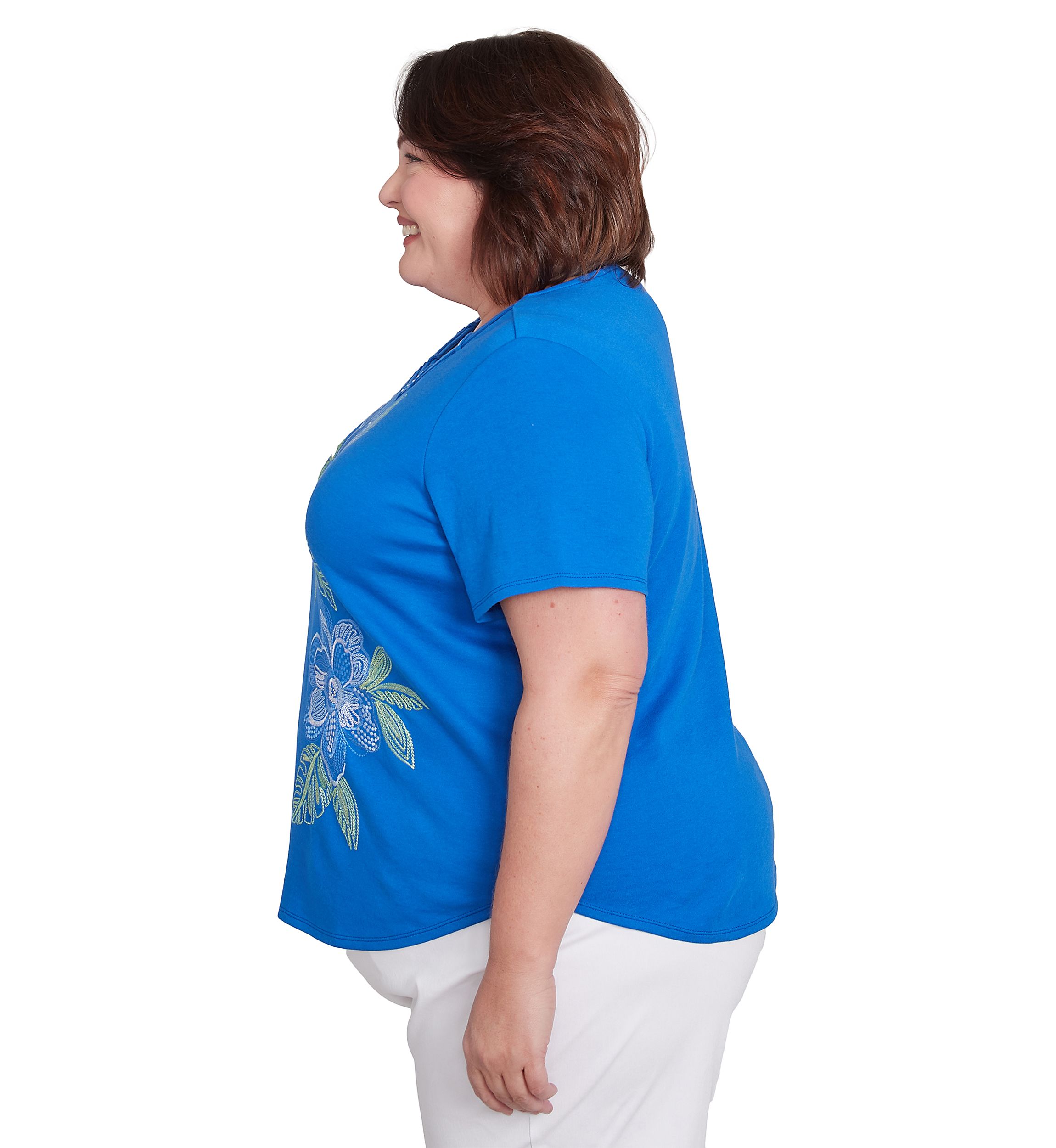 Plus Size Parrot Cay Floral Embroidery Top