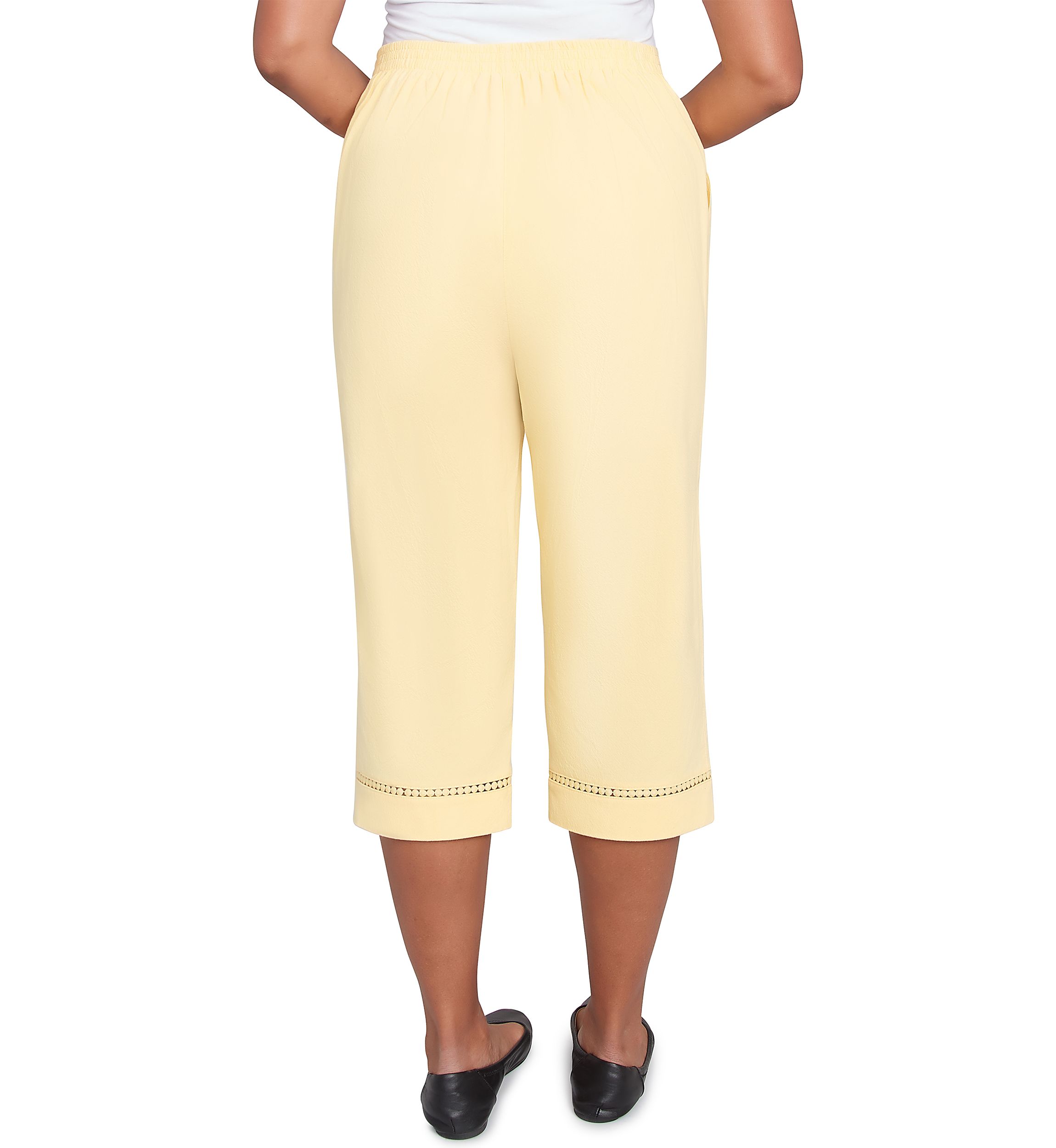 Petite Rise & Shine Dot Lace Trim Capri Pants