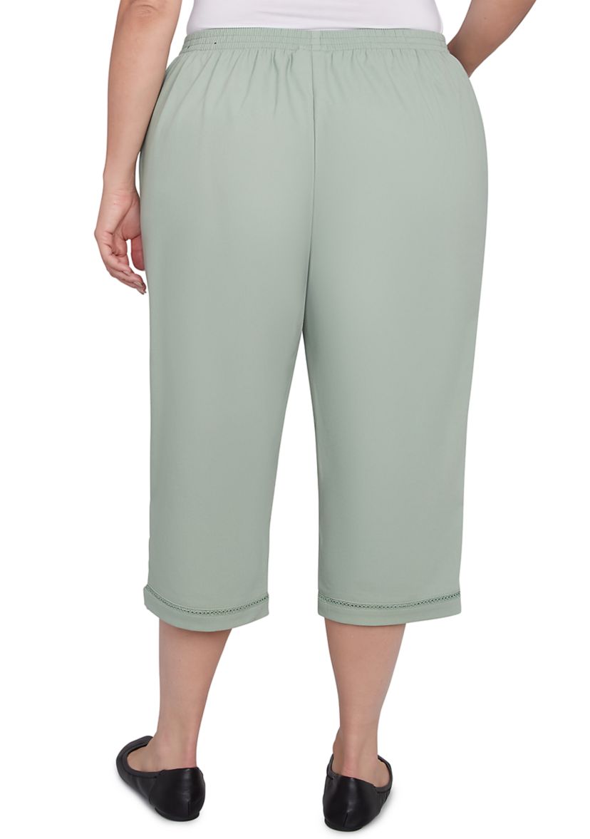 Plus Size Santa Fe Capri with Crochet Inset