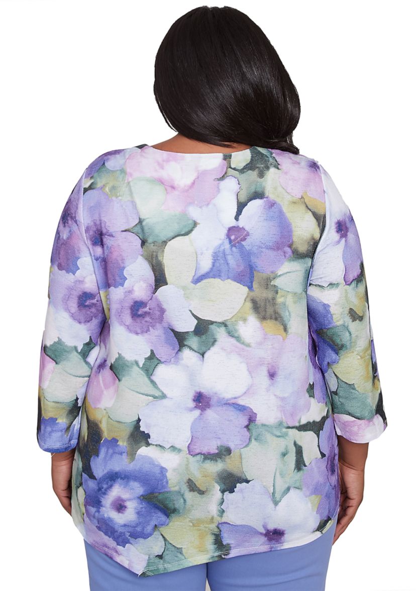 Plus Size Santa Fe Drama Floral Top