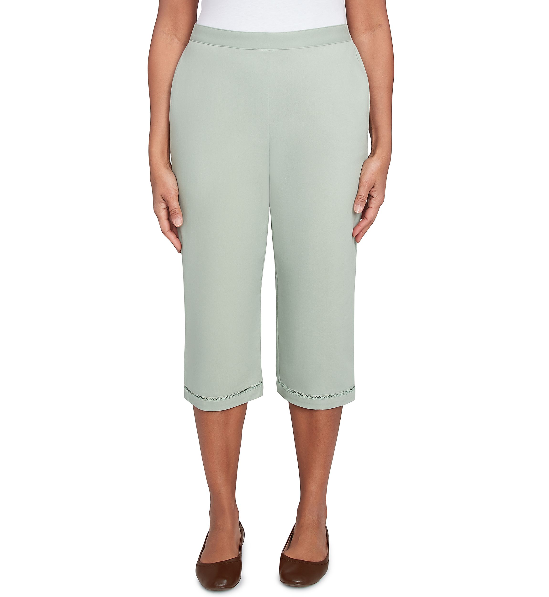 Petite Santa Fe Capri Pants with Crochet Inset