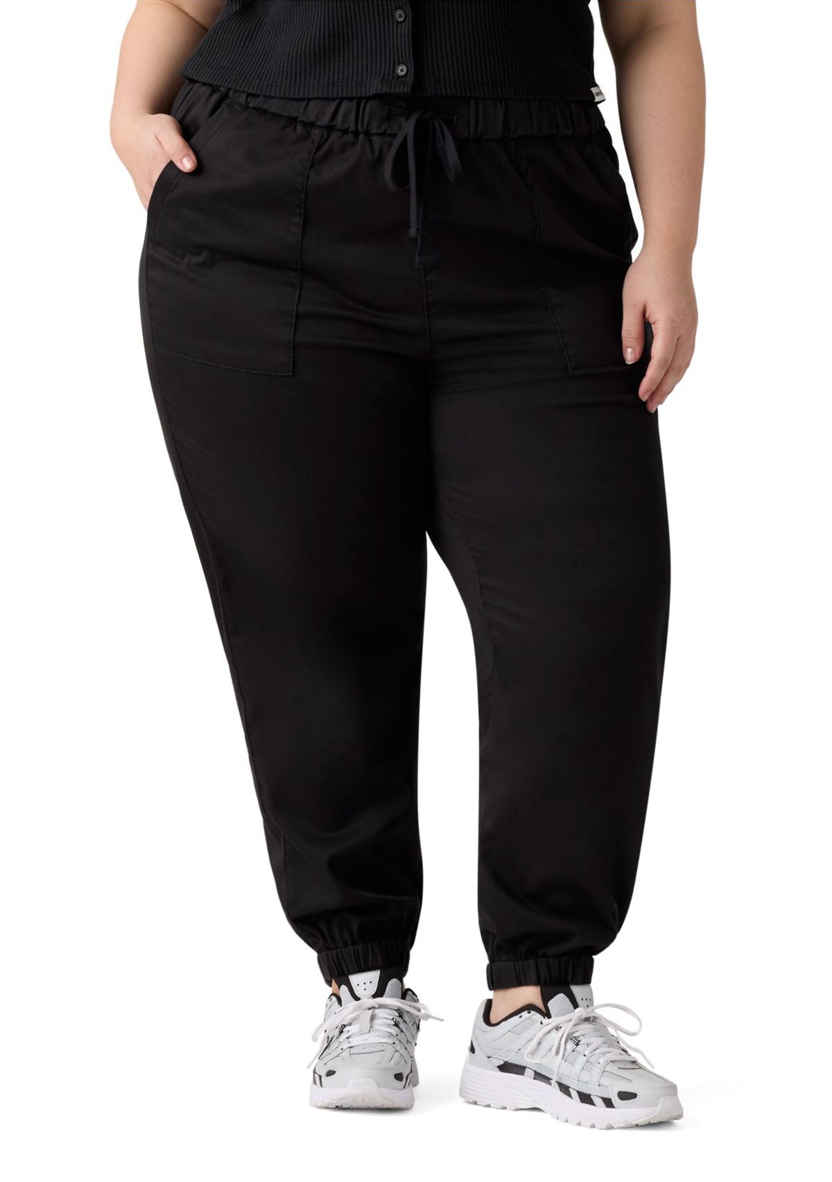 Plus Size Essential Jogger Pants