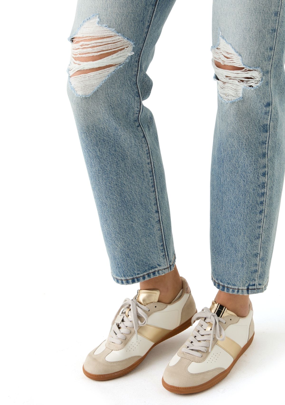 Womens Distressed Jeans 