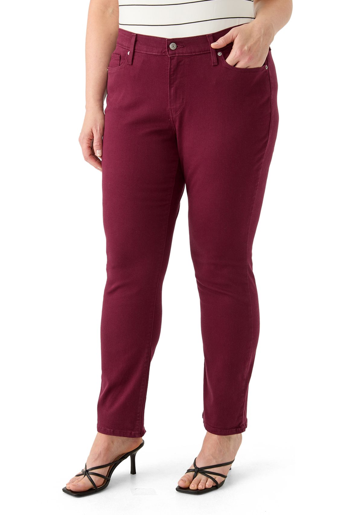 Plus Size Classic Straight Jeans