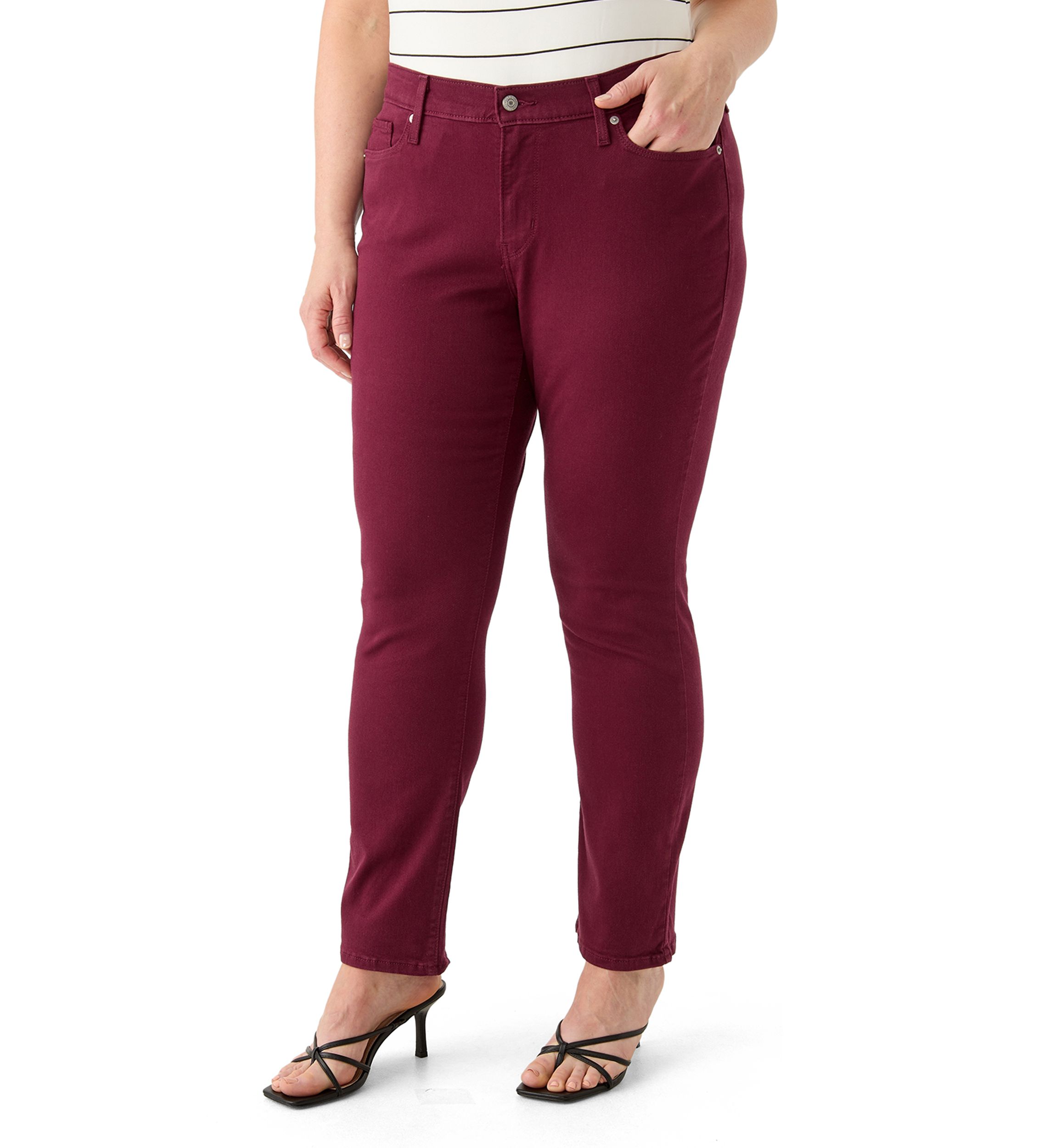 Plus Size Classic Straight Jeans
