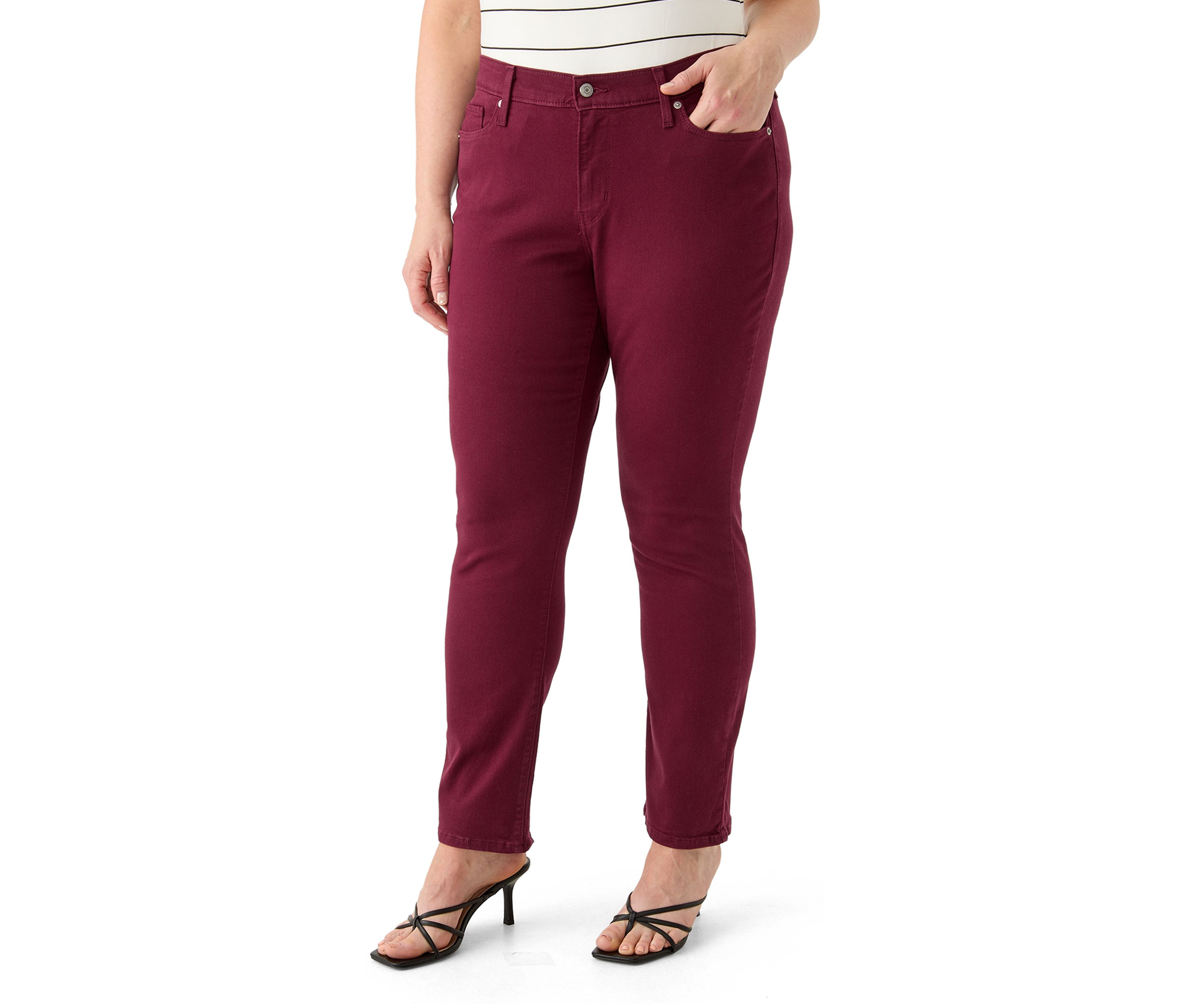 Plus Size Classic Straight Jeans
