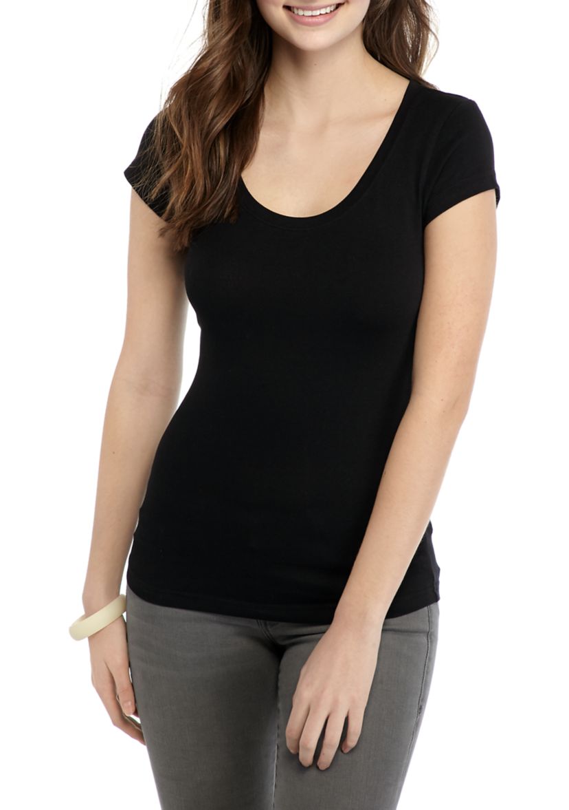 Juniors Short Sleeve Scoop Neck T-Shirt 