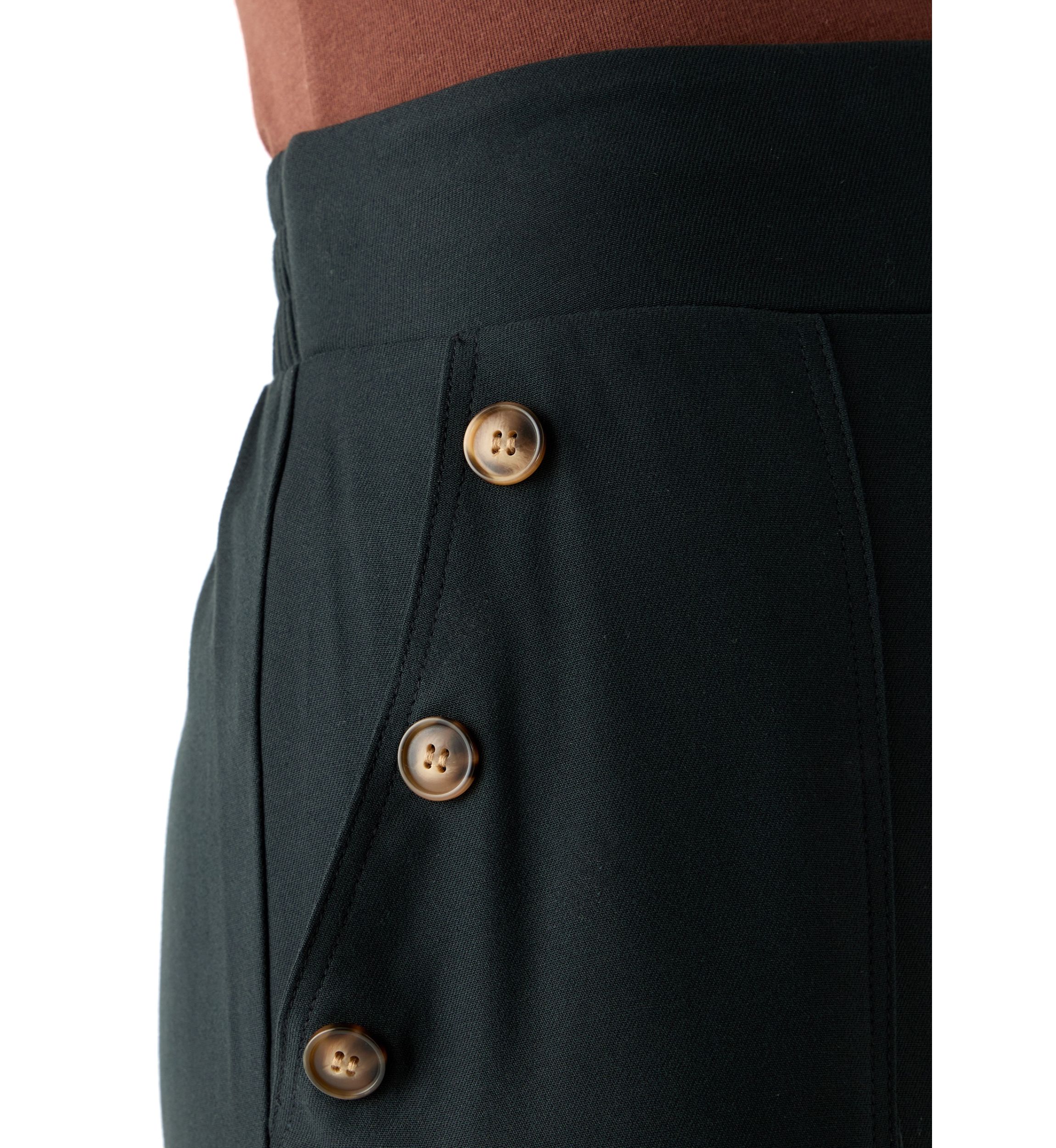 Womens Side Button Capri Pants