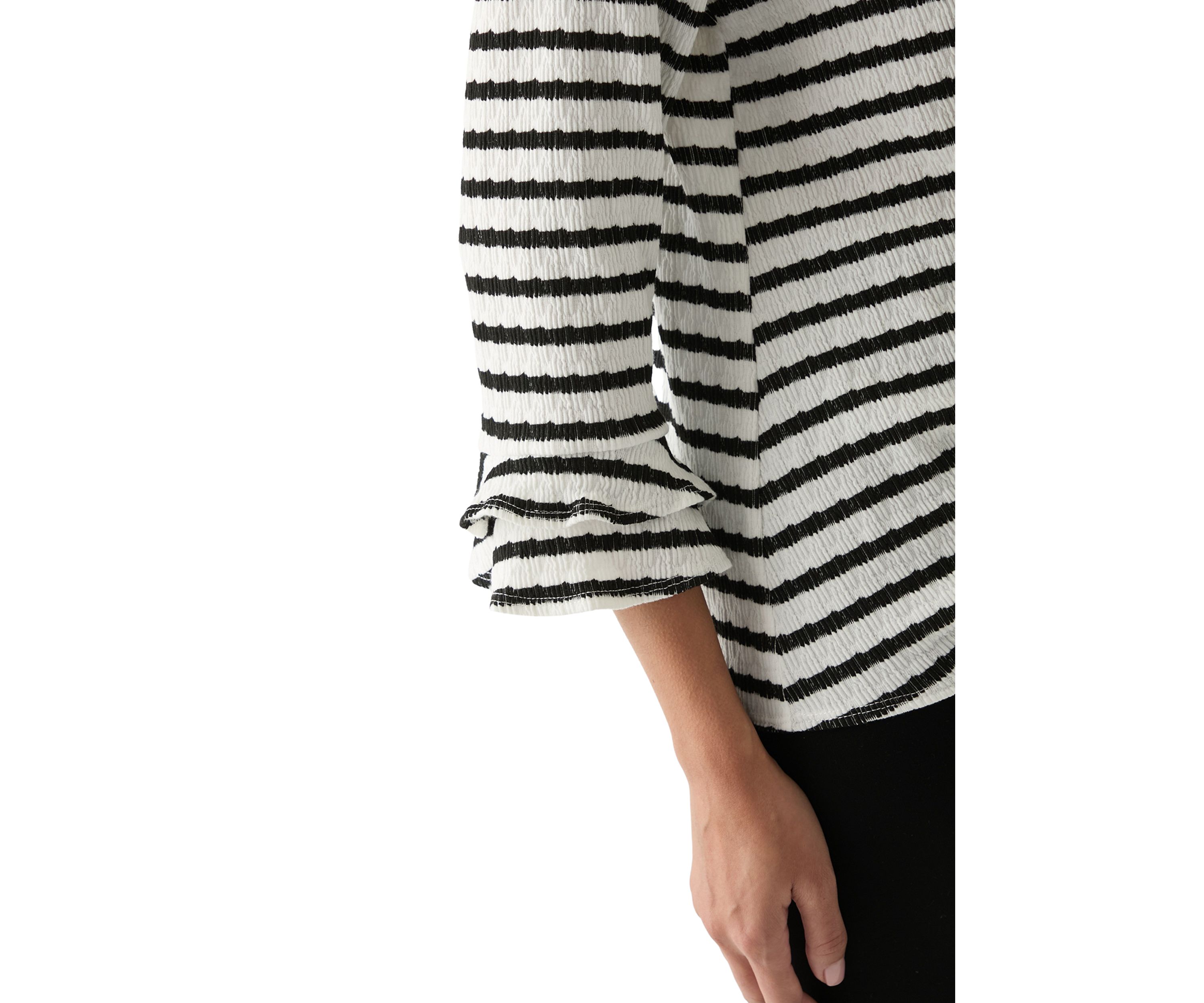 Womens 3/4 Sleeve Tie Hem Knit Blouse