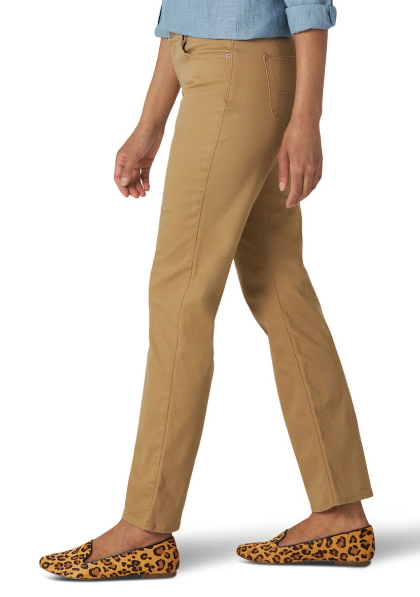 Womens Relaxed Fit Straight Leg Jeans