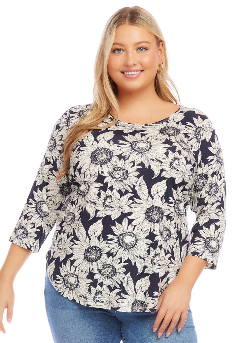 Plus Size 3/4 Sleeve Shirttail Top