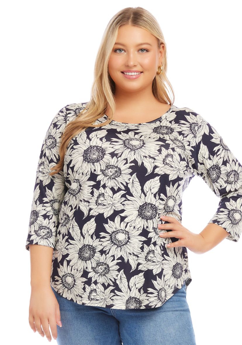 Plus Size 3/4 Sleeve Shirttail Top