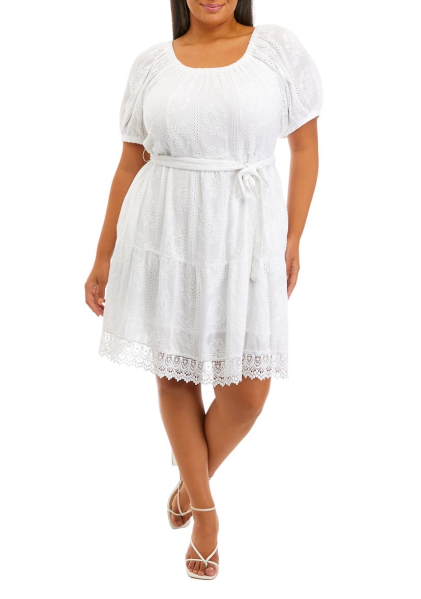 Plus Size Embroidered Puff Sleeve Dress