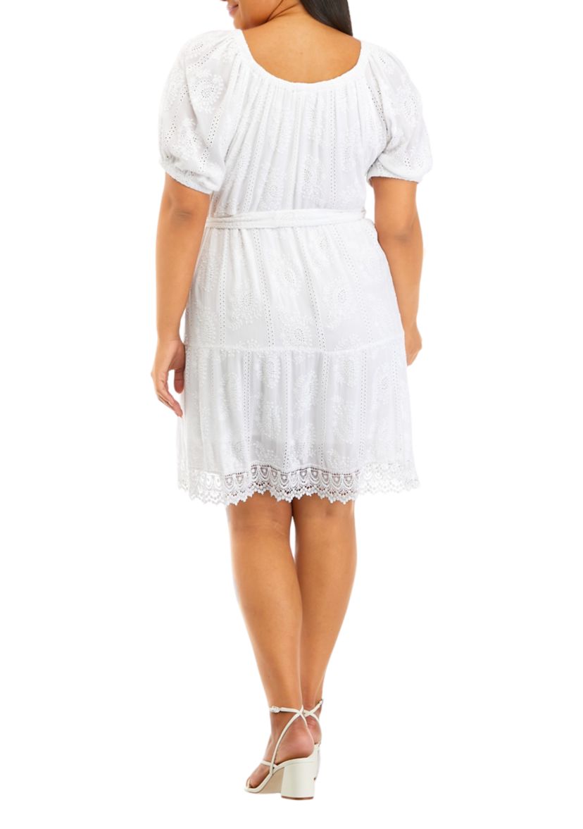 Plus Size Embroidered Puff Sleeve Dress