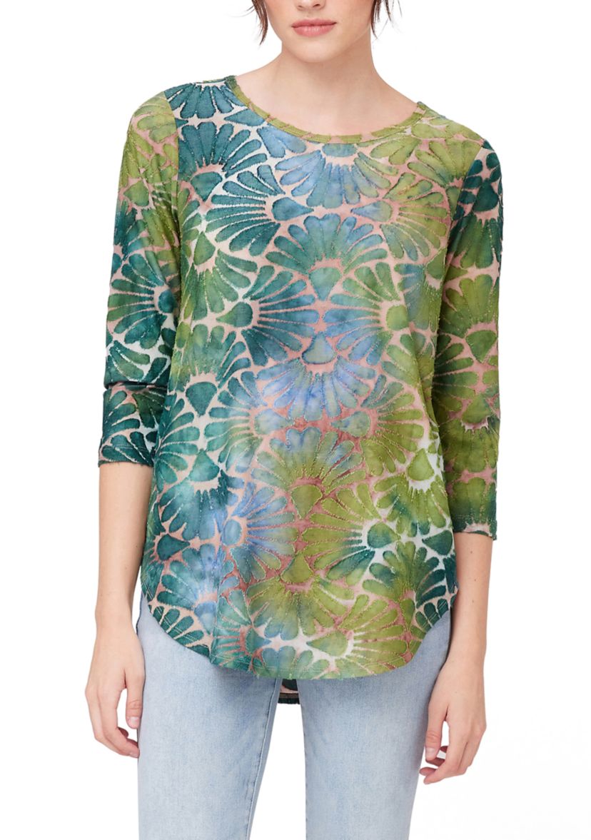 Womens 3/4 Sleeve Shirttail Top