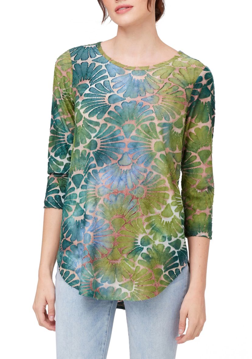 Womens 3/4 Sleeve Shirttail Top