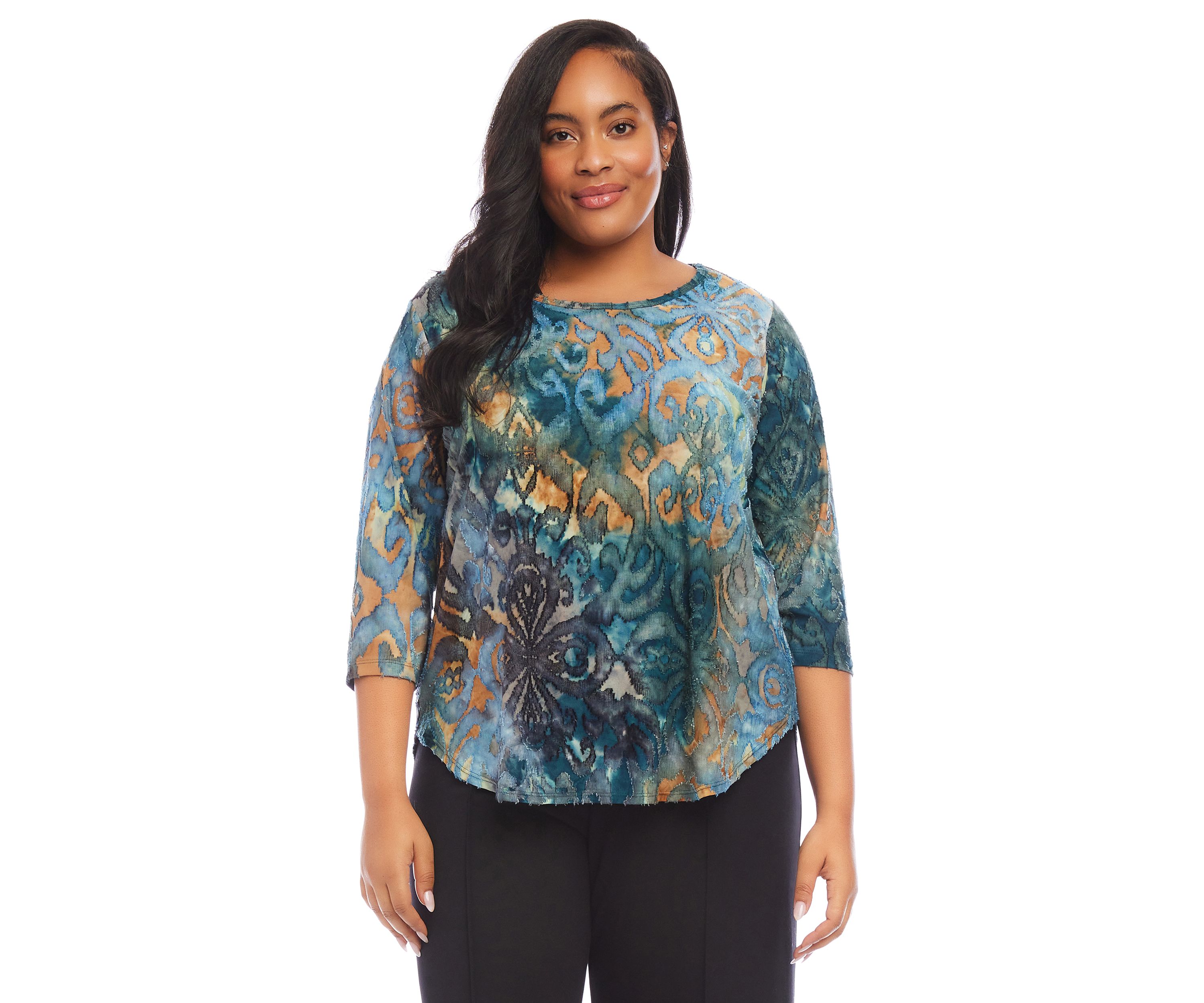 Plus Size 3/4 Sleeve Shirttail Top