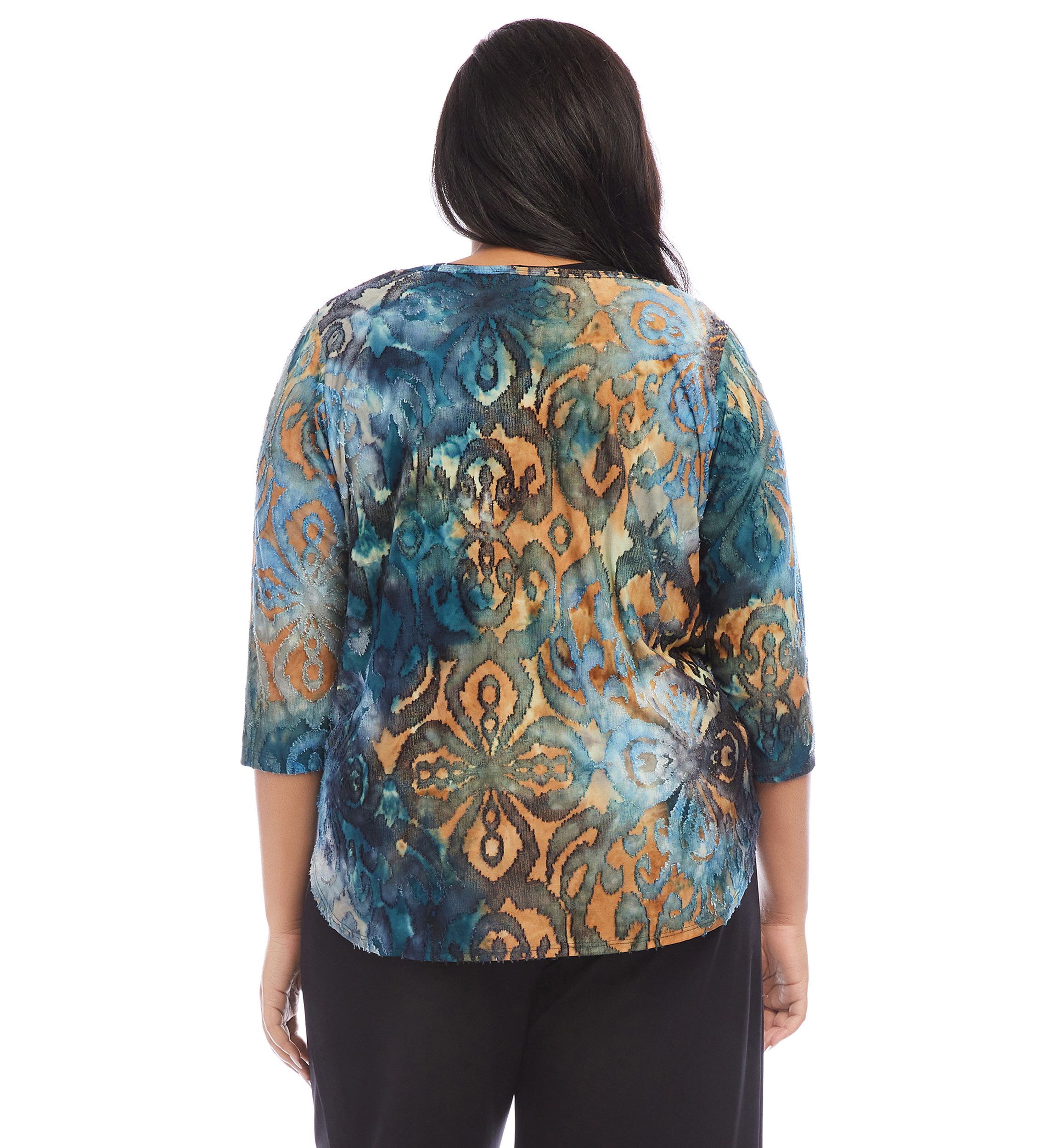 Plus Size 3/4 Sleeve Shirttail Top