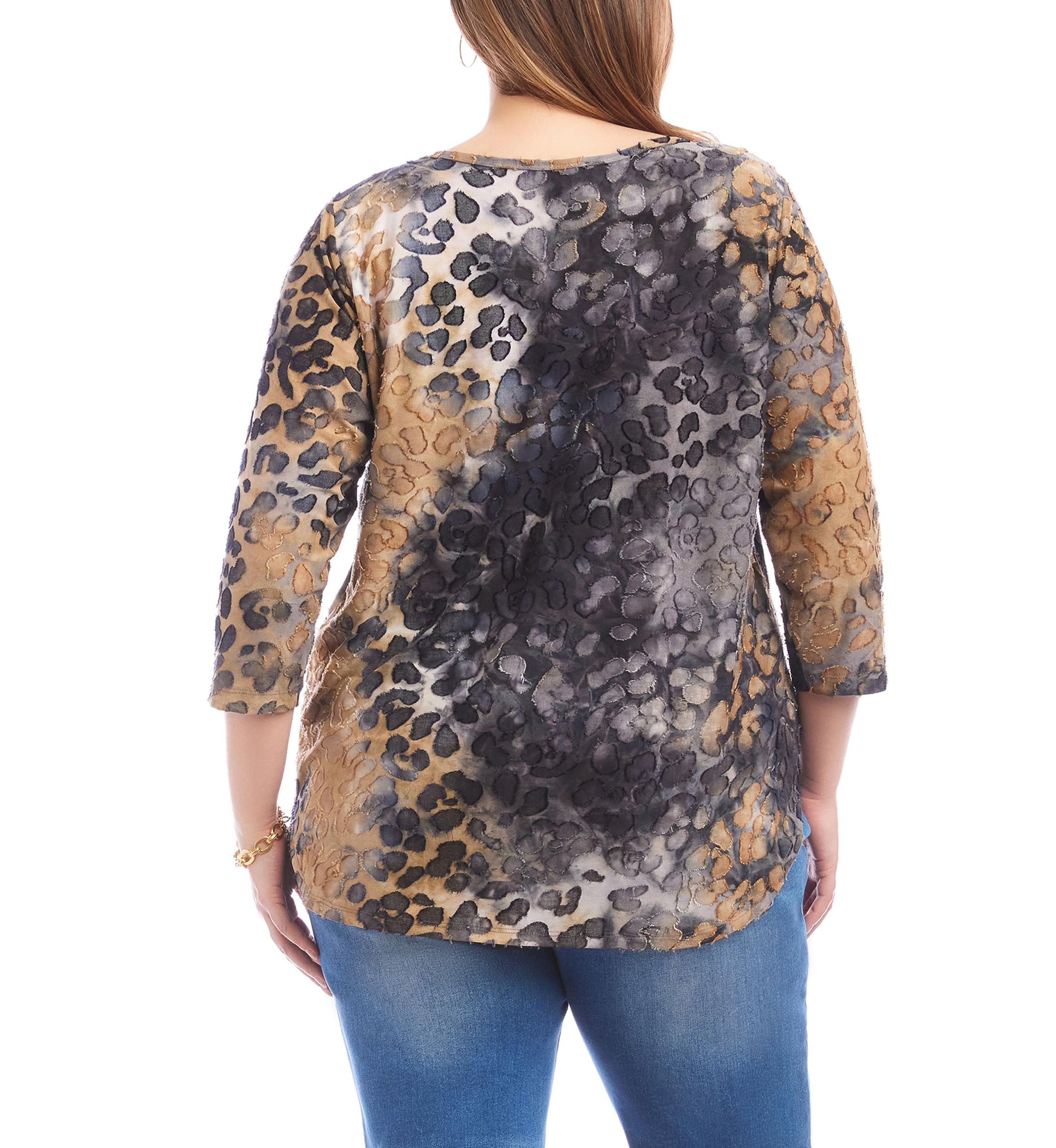 Plus Size Burnout Shirttail Top