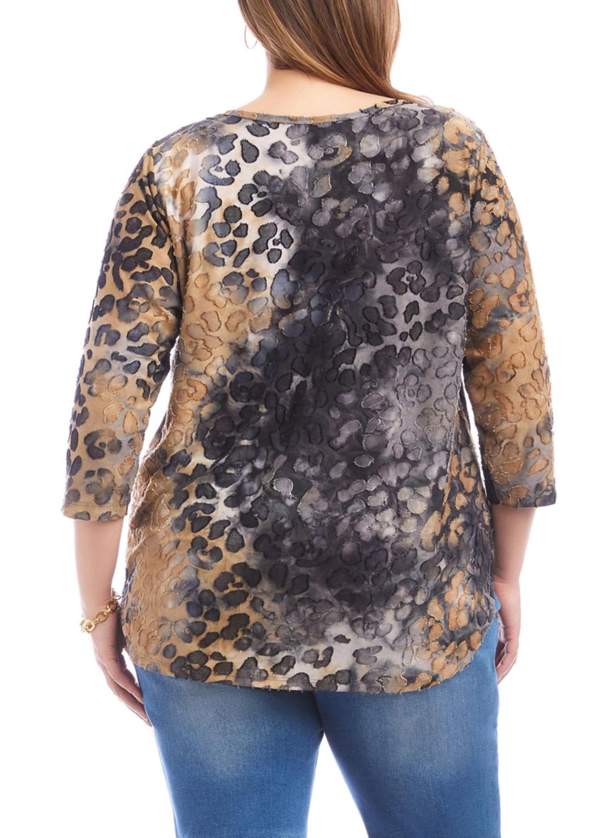 Plus Size Burnout Shirttail Top