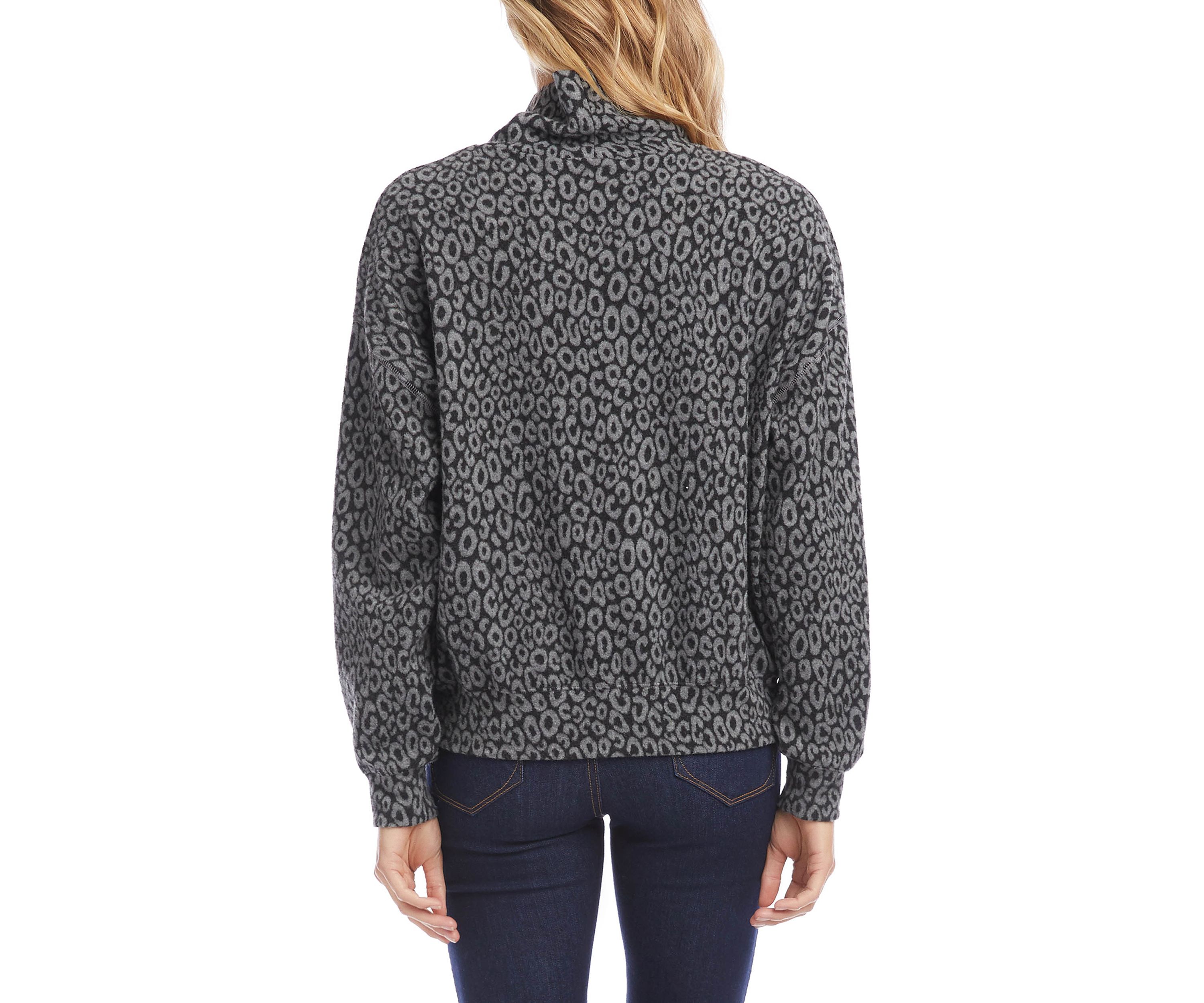 Petite Cheetah Jacquard Mock Neck Top