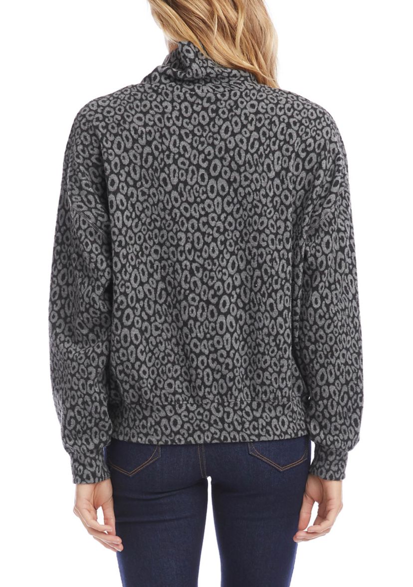 Petite Cheetah Jacquard Mock Neck Top