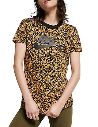 dígito Sip Selección conjunta Nike® Sportswear Animal Print T Shirt | belk
