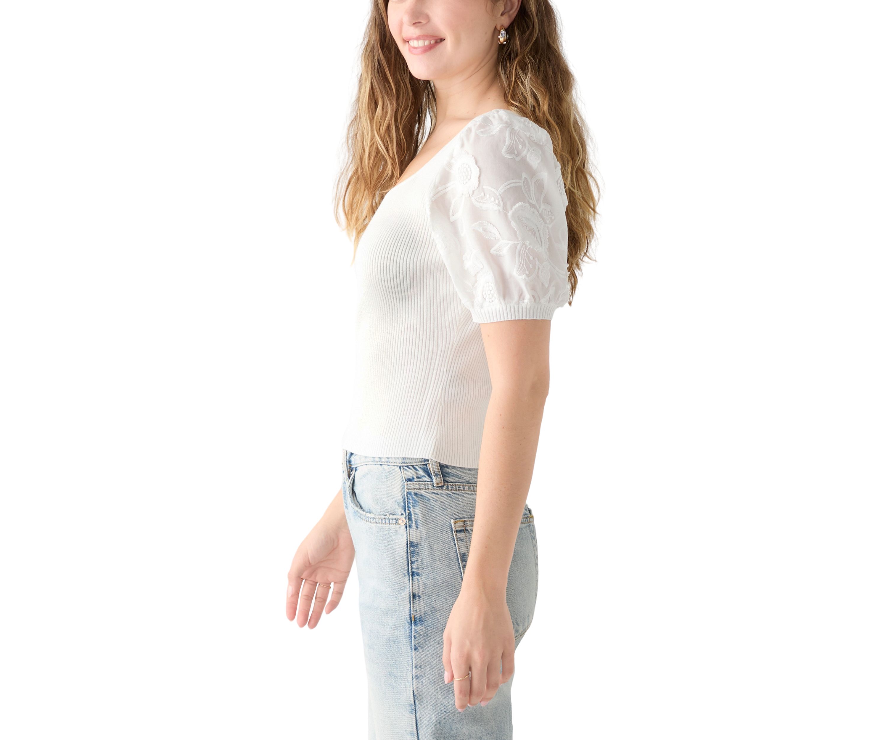 Juniors Puff Sleeve Knit Top