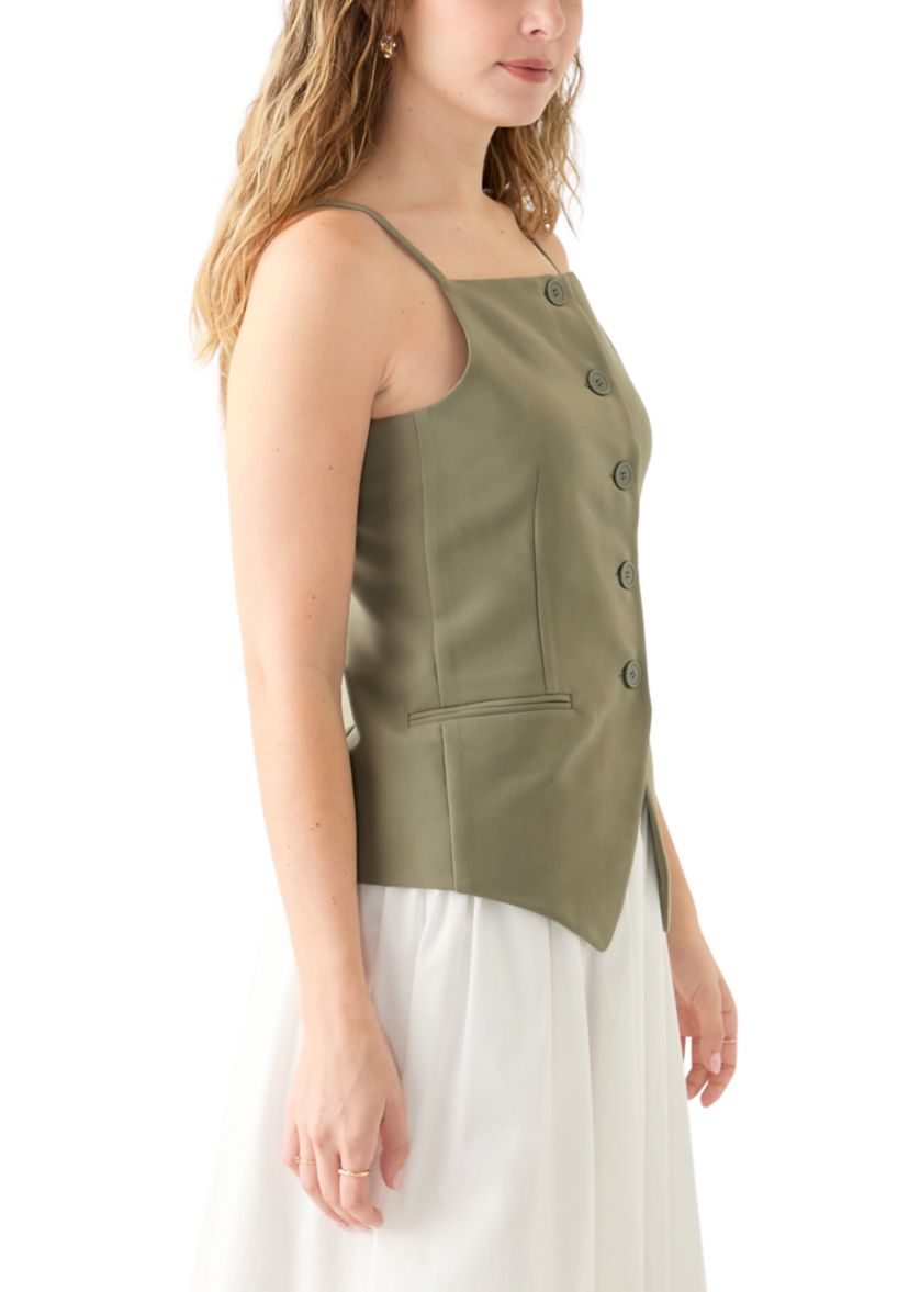 Juniors Sleeveless Button Front Vest Top