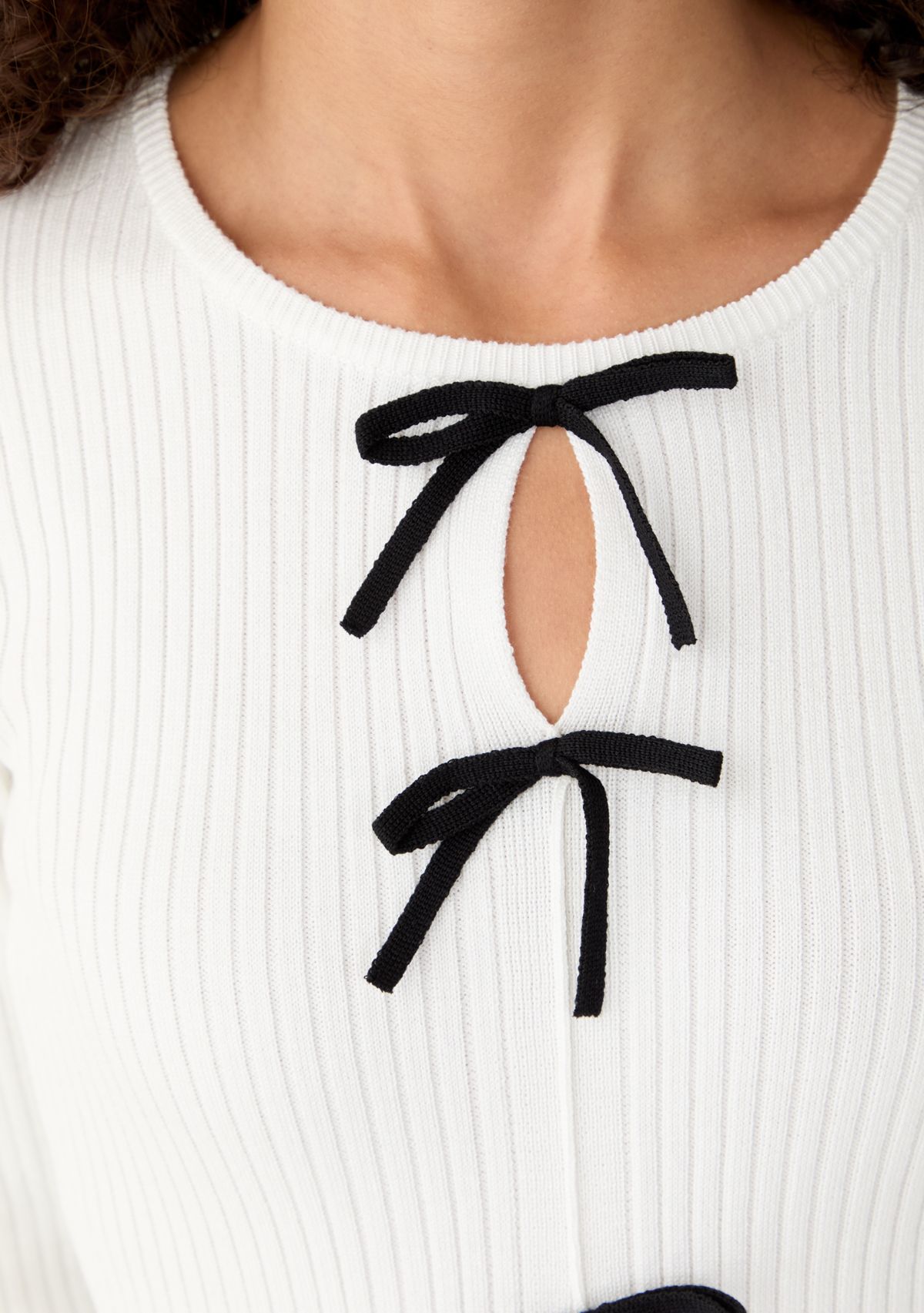 Womens Long Sleeve Bow Tied Knit Top