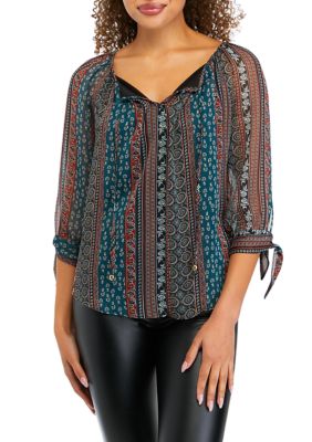 Juniors' 3/4 Sleeve Printed Peasant Top