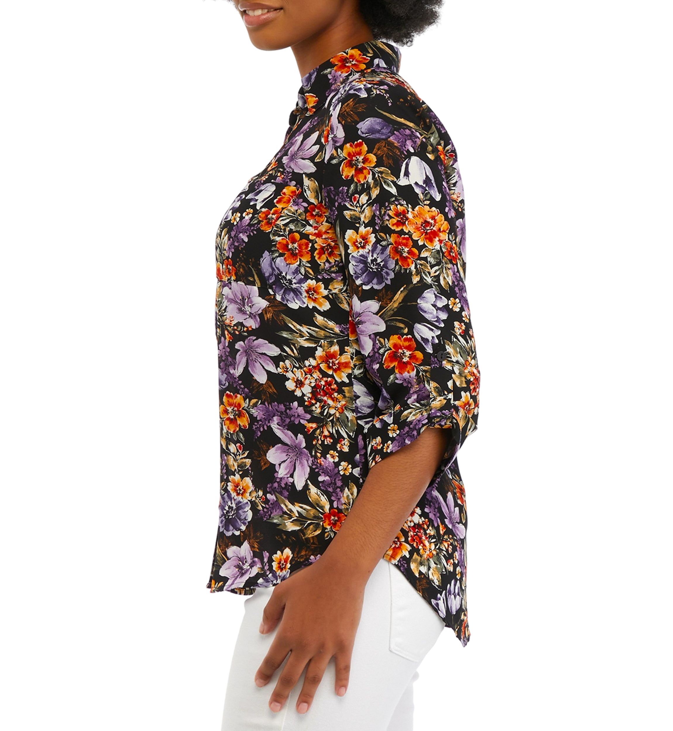 Juniors Printed Button Down Blouse